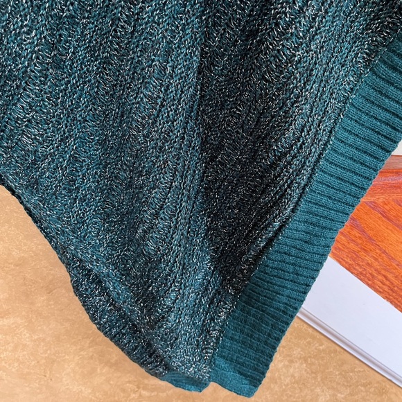 Chico’s Metallic Knit Triangle Poncho In Goddess Green - Picture 2 of 10